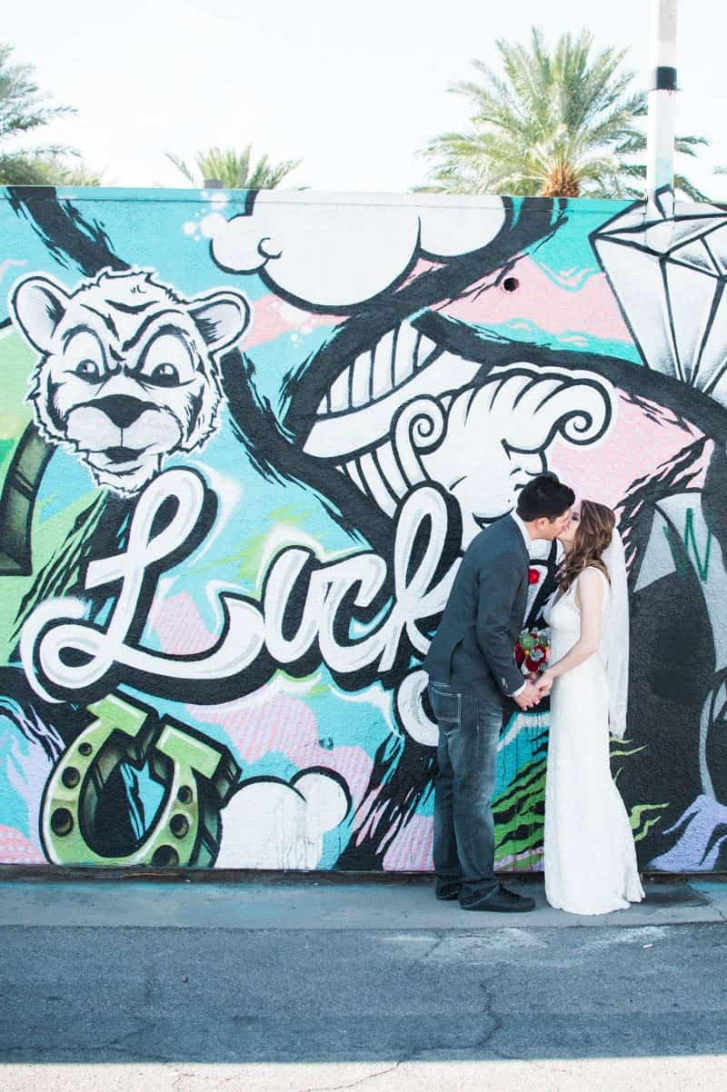 COLORFUL LAS VEGAS ELOPEMENT WITH LUNCH AT IN-N-OUT BURGER (12)