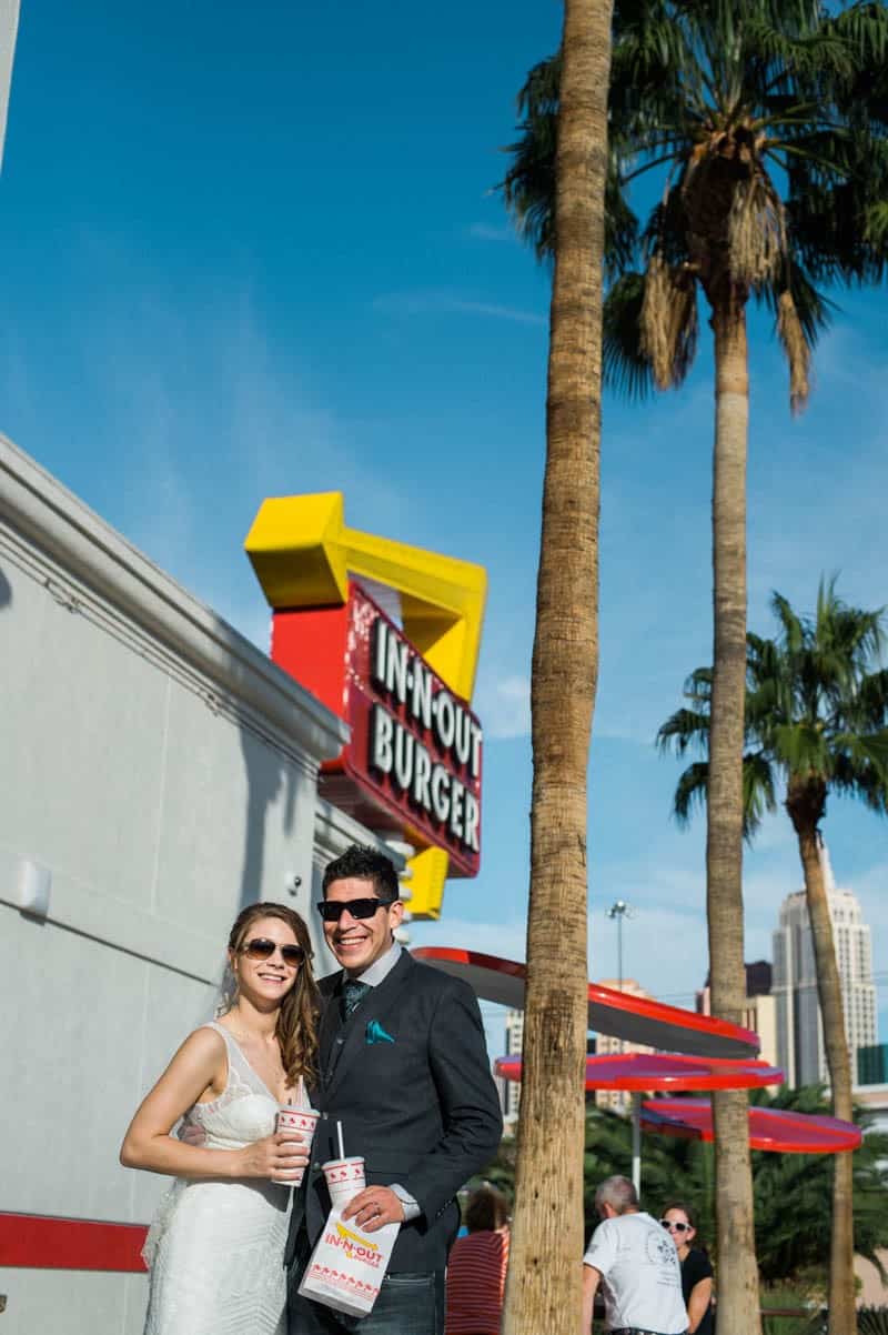 COLORFUL LAS VEGAS ELOPEMENT WITH LUNCH AT IN-N-OUT BURGER (7)