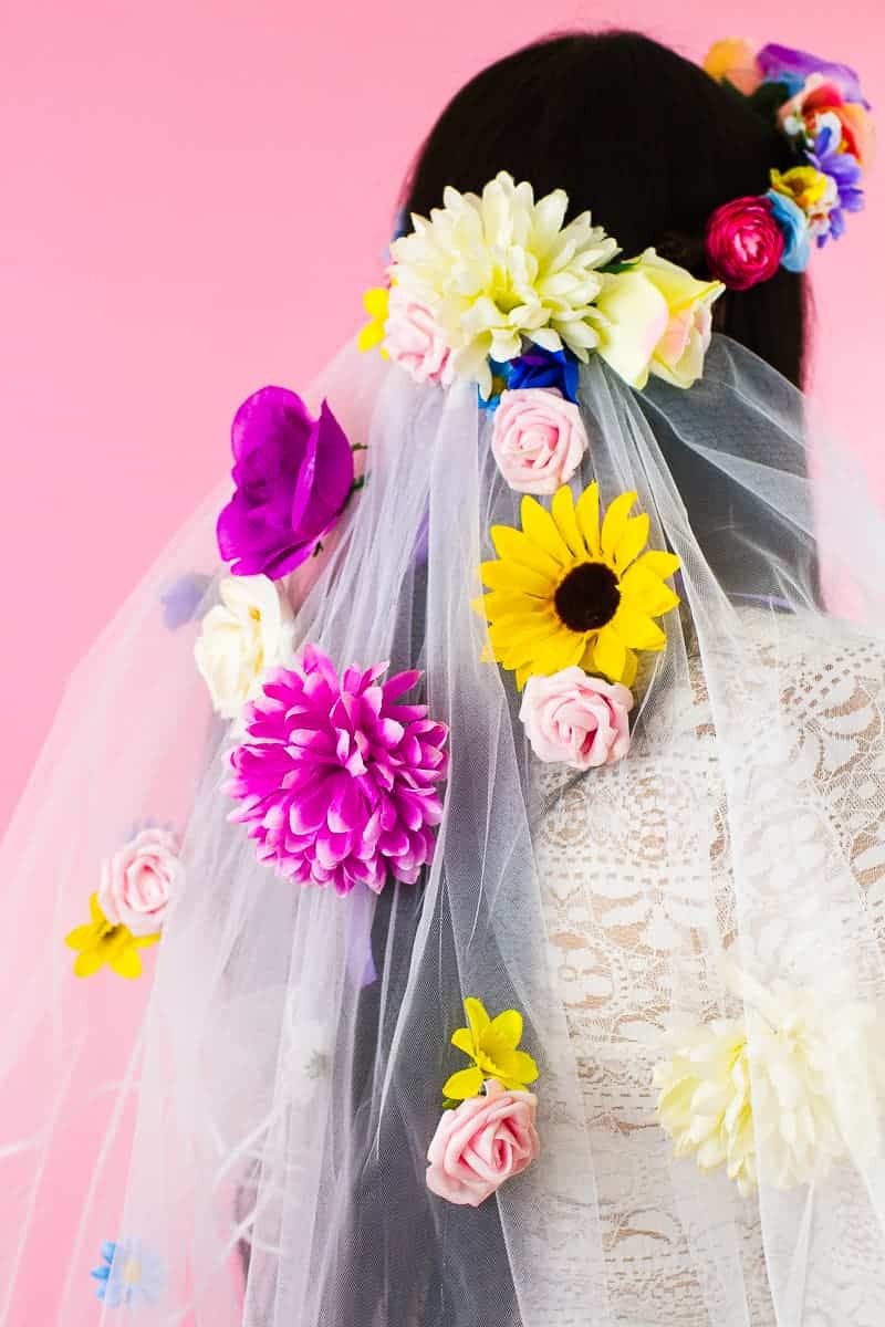 HOW TO MAKE YOUR OWN FLORAL VEIL