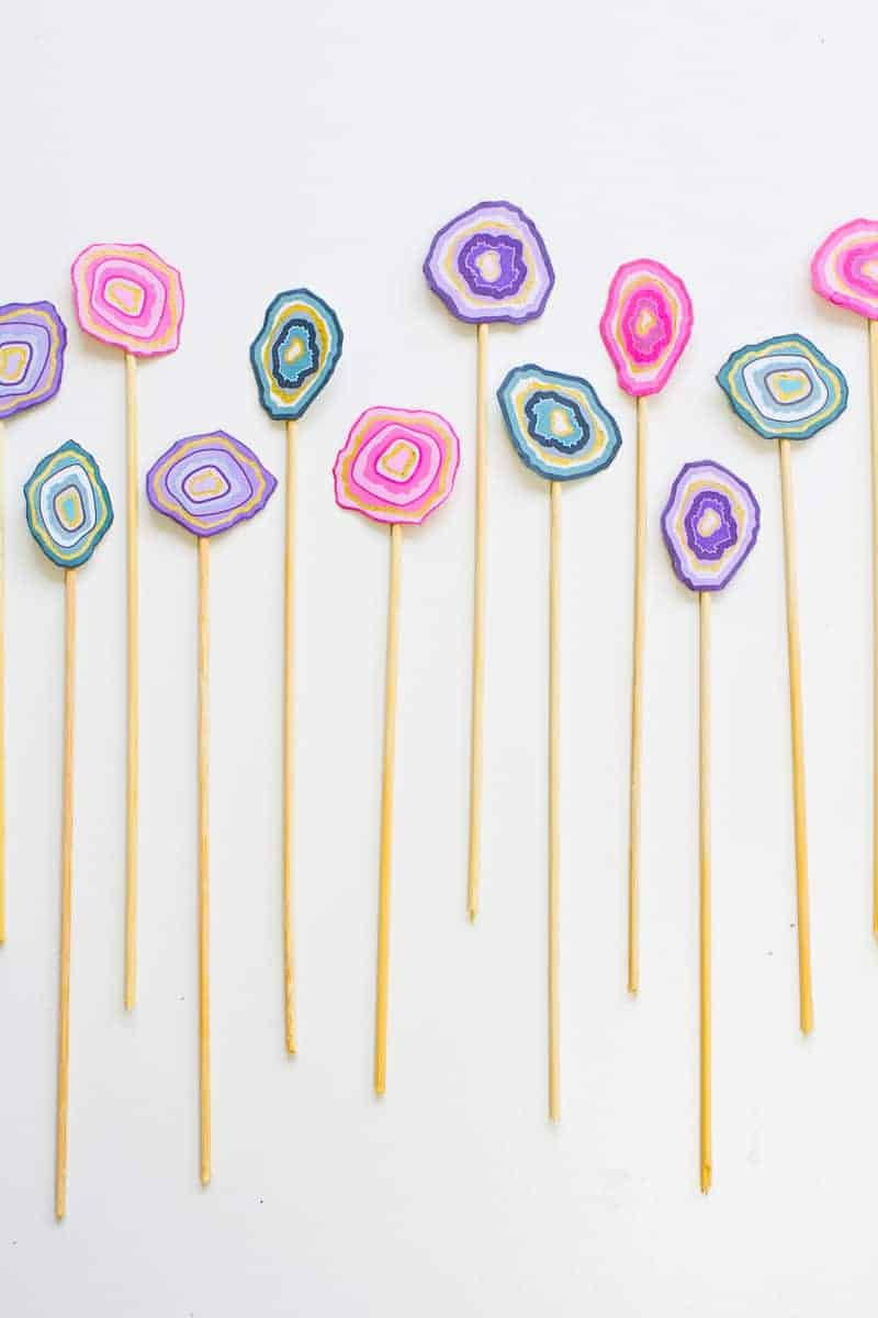 free-printable-geode-drink-stirrers-amethyst-rock-crystal-cocktails-colourful-fun-download-6