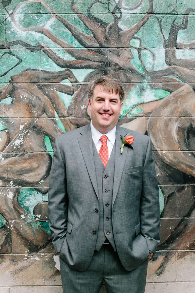 INTIMATE WEDDING IN THE COLORFUL CHARLESTON POUR HOUSE TAVERN (28)