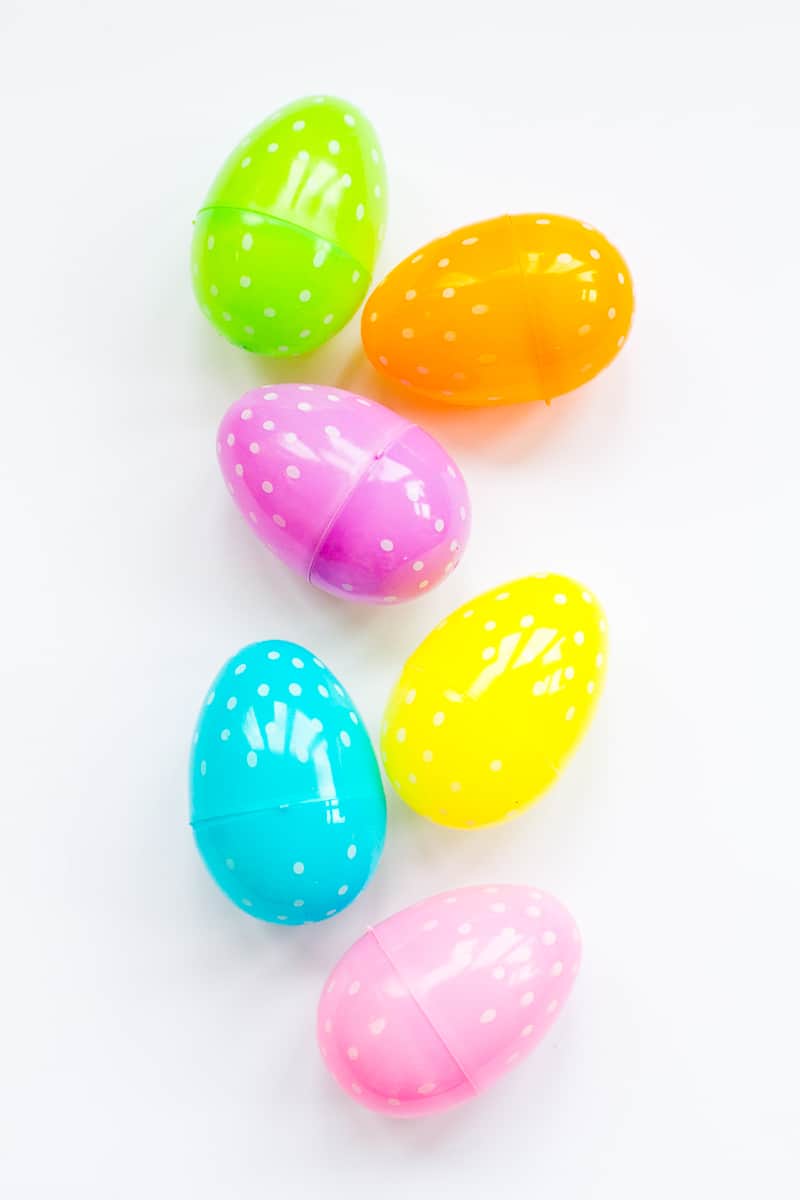 Chasse aux œufs de Pâques pour adultes Boozy Shots DIY Indices imprimables gratuits Idées amusantes de jeux de fête de Pâques Alchohol Shooters-10