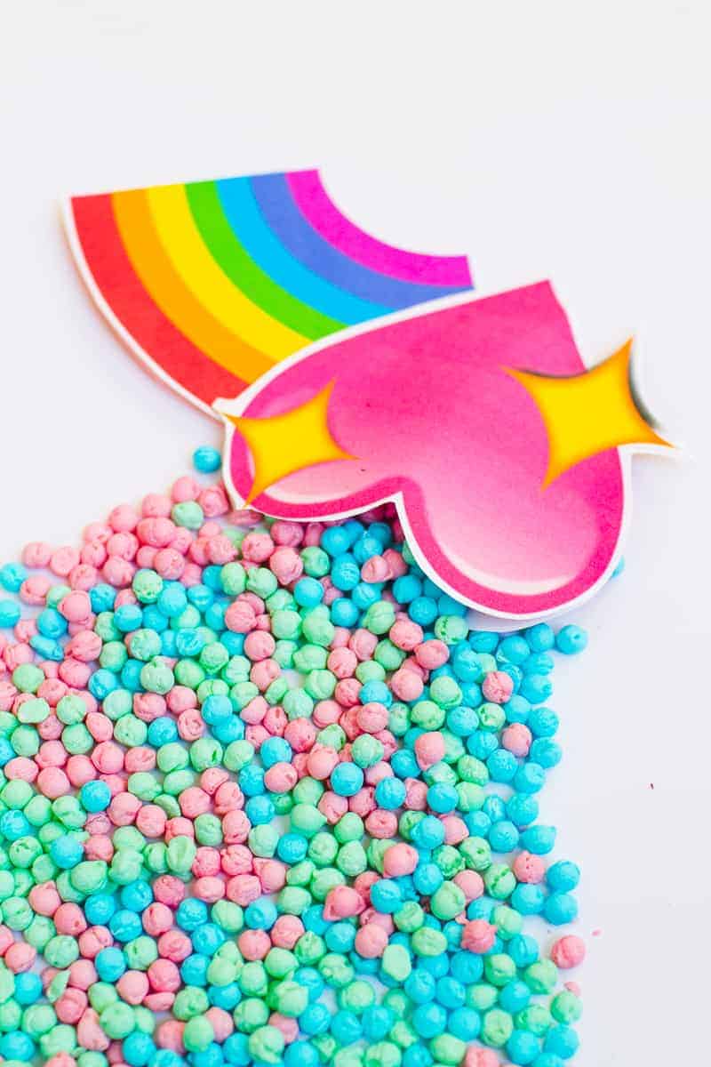 Emoji Favour Bags Pouches Candy Confetti Sweets Fun Unique Favour Ideas Printable Free Download-15
