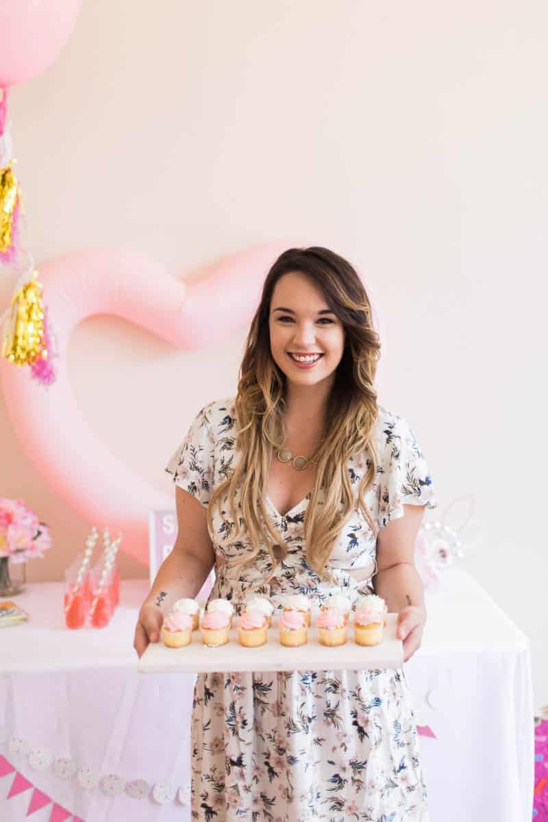 UNIQUE PHOTO BOOTH STYLING IDEAS FOR A WEDDING BACHELORETTE OR HEN PARTY (12)