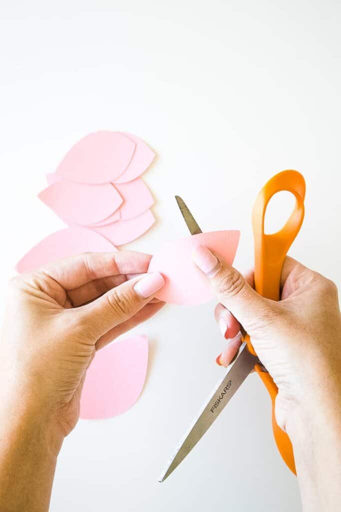 DIY PAPER FLOWER CROWNS MAKE YOUR OWN CROWN PAPERCRAFT BespokeBride Wedding Blog