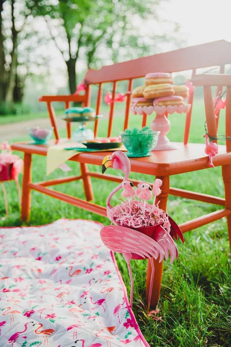 FLAMINGO THEMED ELOPEMENTS IDEAS IN A VINTAGE AIRBNB CAMPERVAN (21)