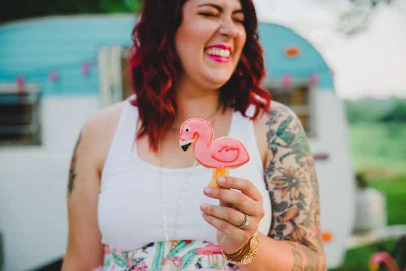 FLAMINGO THEMED ELOPEMENTS IDEAS IN A VINTAGE AIRBNB CAMPERVAN (27)