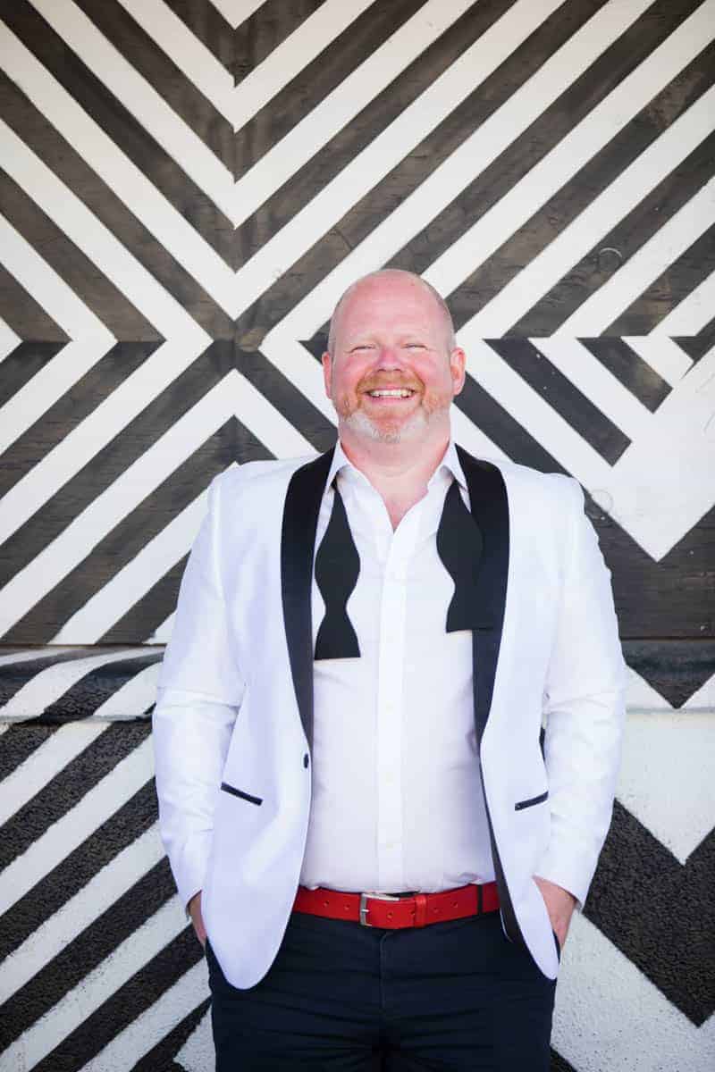 THIS COLOURFUL LAS VEGAS WEDDING WAS PLANNED IN JUST 10 WEEKS!! - Colourful Las Vegas Wedding Planned In Just Weeks