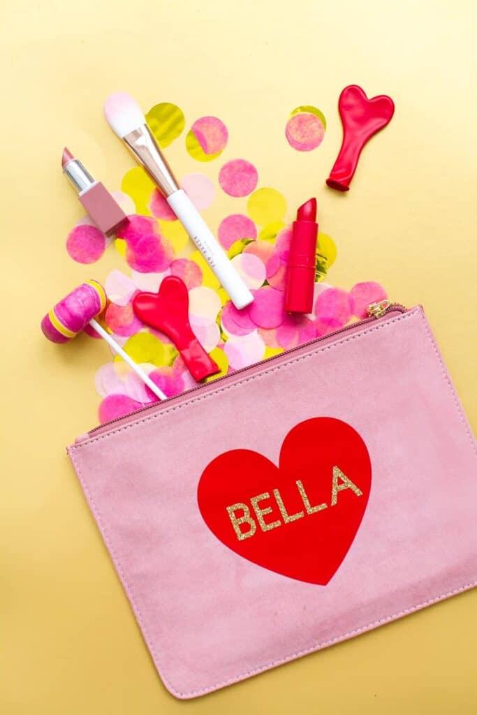 DIY CUTE NAME HEART CLUTCH'S FOR YOUR BRIDESMAIDS BespokeBride