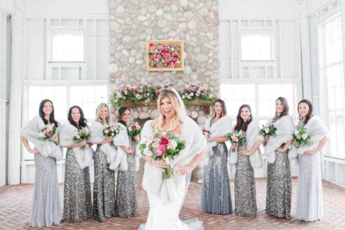 GLAMOROUS GREAT GATSBY INSPIRED WEDDING IN A BOATHOUSE CHAPEL (21)