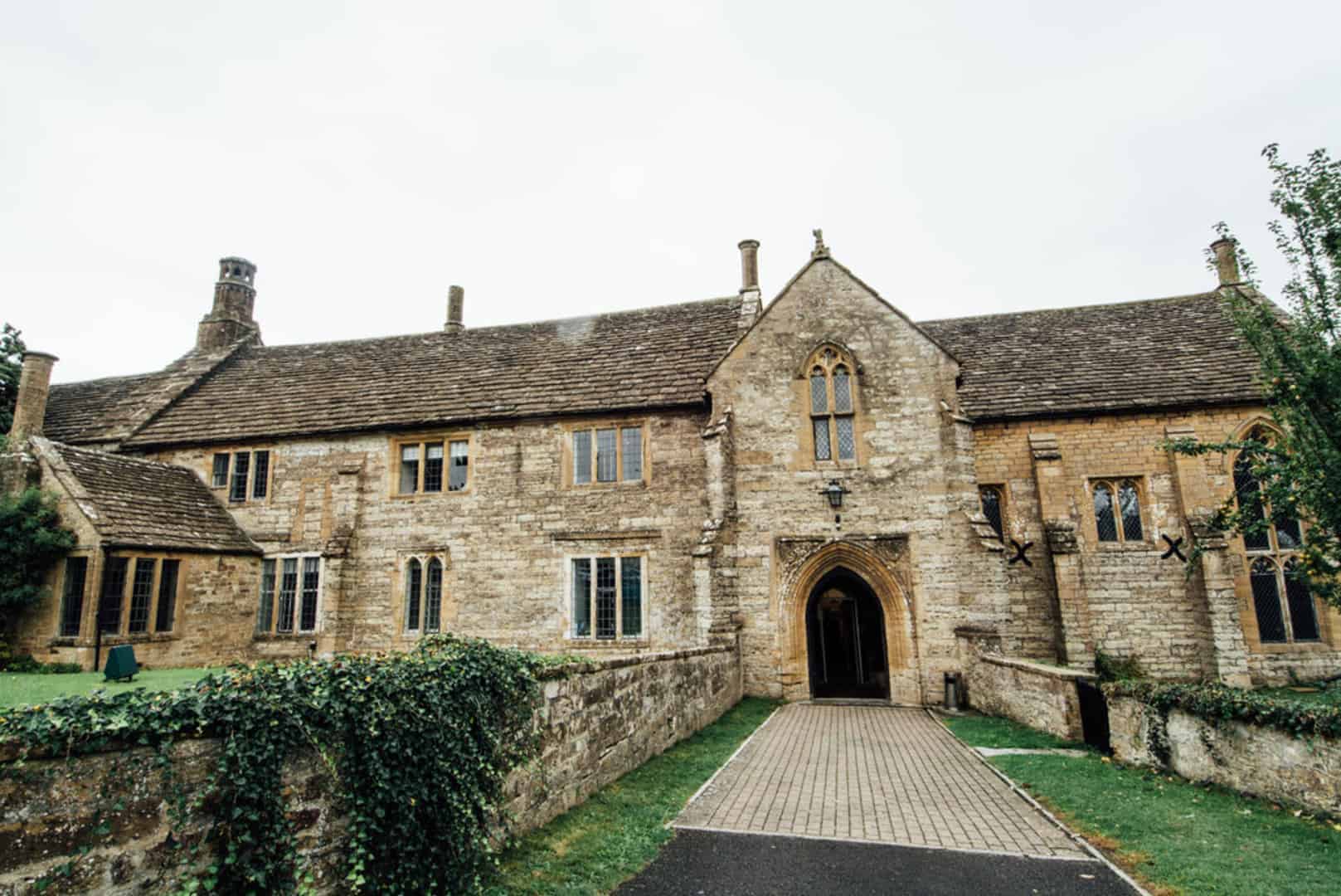 We're Swooning Over This Charming DIY Countryside Wedding - Hewer Walton Libertypearlphotography Tamsinandjimweddingsneakpeek Big