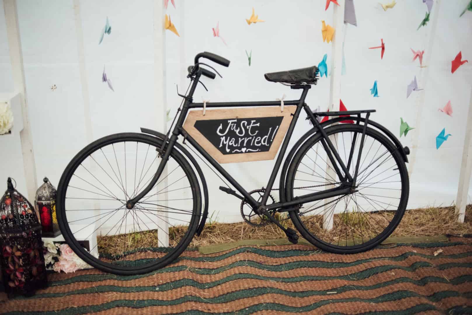 We're Swooning Over This Charming DIY Countryside Wedding - Hewer Walton Libertypearlphotography Tamsinandjimweddingsneakpeek Big