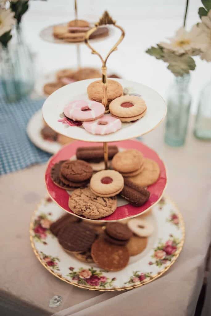 We're Swooning Over This Charming DIY Countryside Wedding - Hewer Walton Libertypearlphotography Tamsinandjimweddingsneakpeek Big