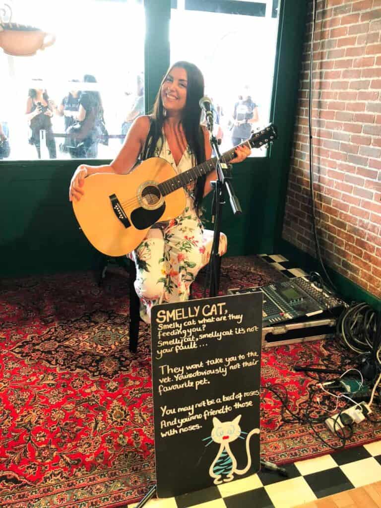 THE ONE WHERE WE VISITED THE FRIENDS SETS! - Friendsfest Bristol Tv Series Friends