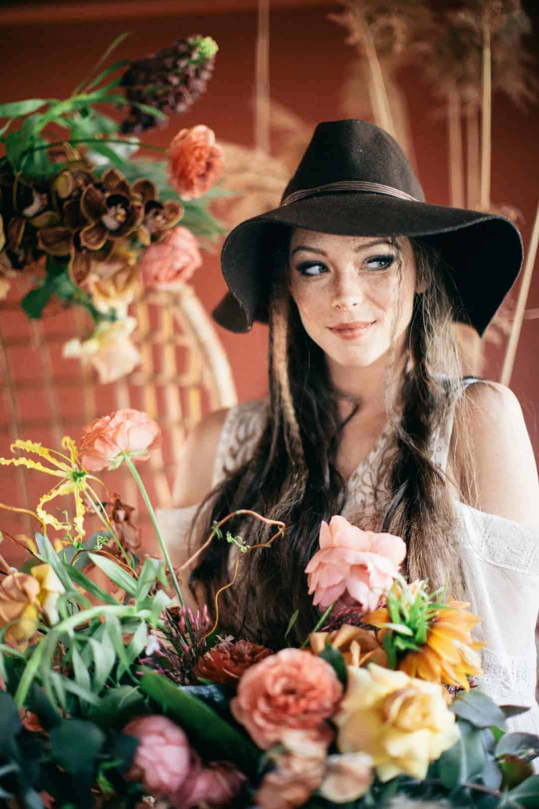 CALLING ALL BOHO BABES, THESE FREE SPIRITED YET MODERN WEDDING IDEAS ARE FOR YOU! - Boho Wedding Decoration Ideas Gypsy Hippie Wedding Theme
