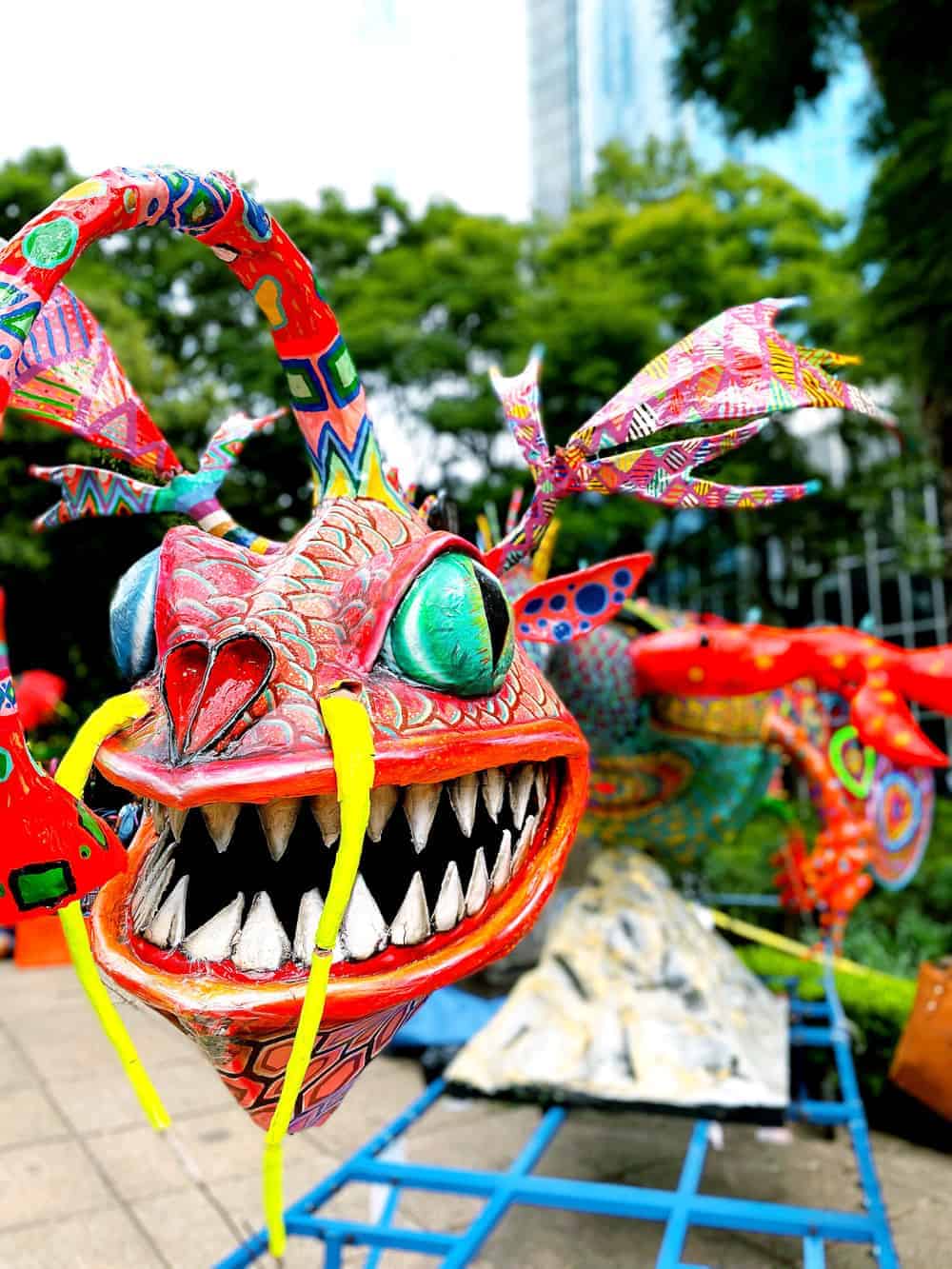 HOW TO CELEBRATE DAY OF THE DEAD IN MEXICO CITY - Day Of The Dead Mexico City Dia De Los Muertos Cdmx Reforma Zocala Chapultepec