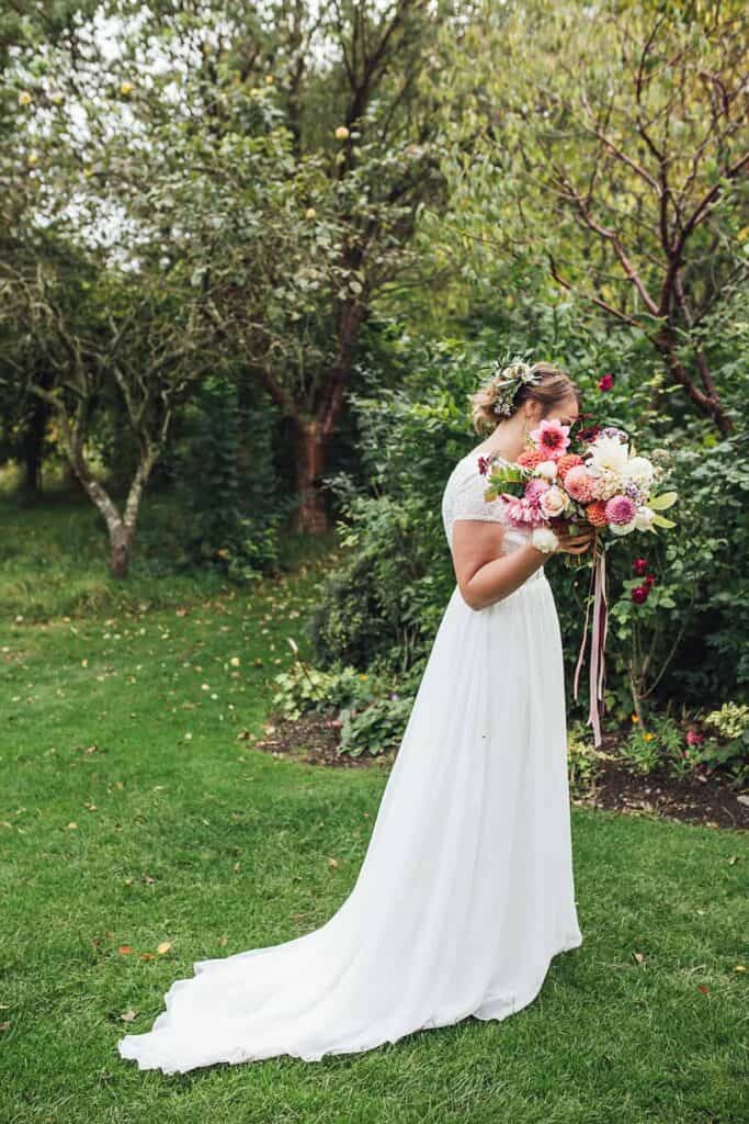 AUTUMN WEDDING AT WALCOT HALL | Bespoke-Bride: Wedding Blog