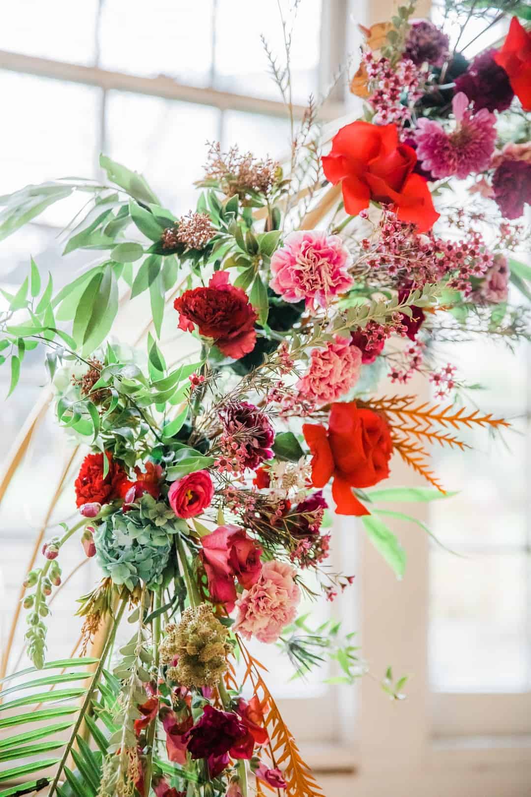 Brighten Up Winter With This Jewel Toned Wedding Inspo BRIGHTEN UP WINTER WITH THIS JEWEL TONED WEDDING INSPO - Jewel Toned Wedding Ella Farrell Weddings B A Big