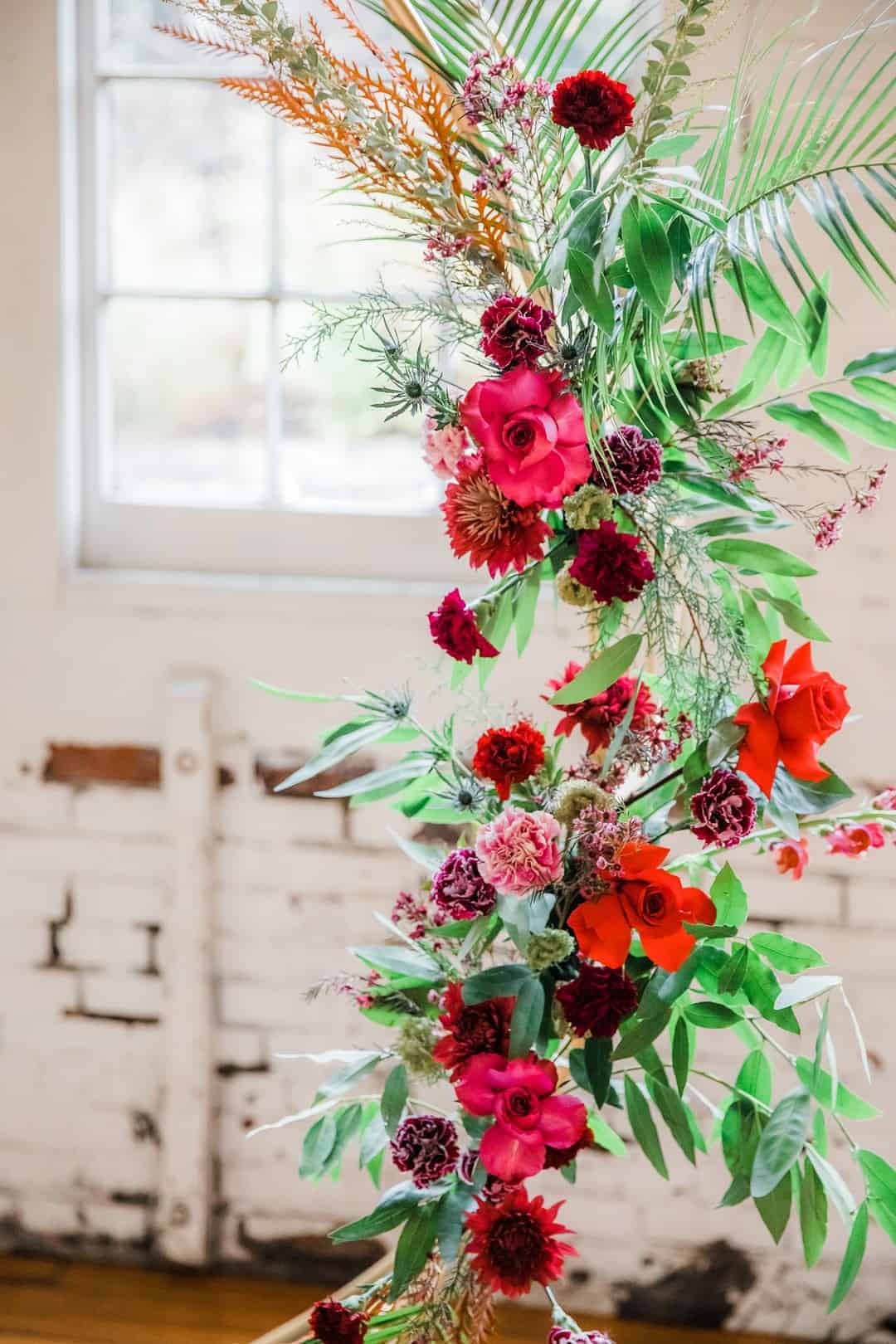 Brighten Up Winter With This Jewel Toned Wedding Inspo BRIGHTEN UP WINTER WITH THIS JEWEL TONED WEDDING INSPO - Jewel Toned Wedding Ella Farrell Weddings B A Big
