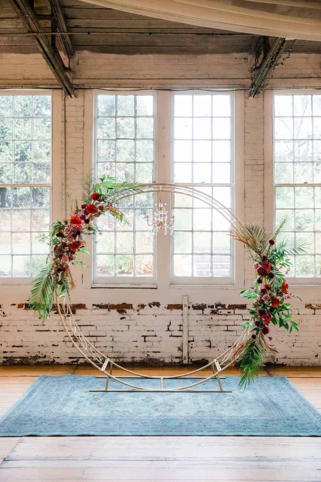 Brighten Up Winter With This Jewel Toned Wedding Inspo BRIGHTEN UP WINTER WITH THIS JEWEL TONED WEDDING INSPO - Jewel Toned Wedding Ella Farrell Weddings B A Big