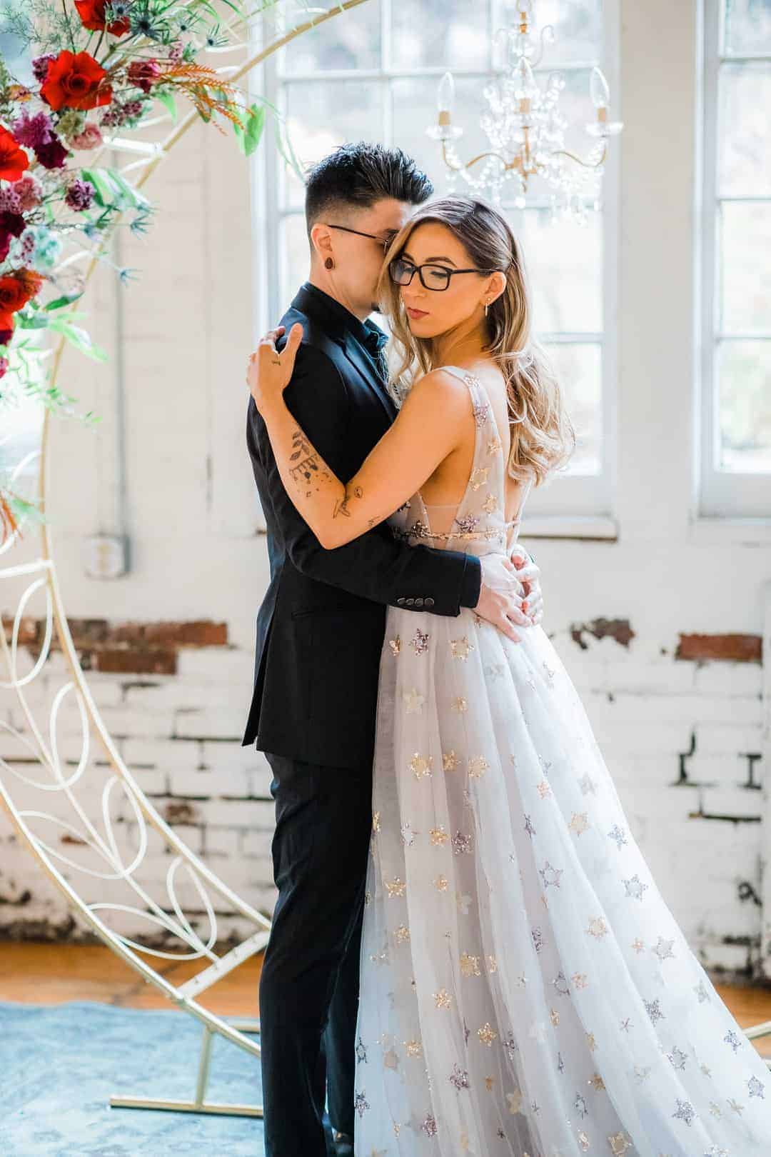 Brighten Up Winter With This Jewel Toned Wedding Inspo BRIGHTEN UP WINTER WITH THIS JEWEL TONED WEDDING INSPO - Jewel Toned Wedding Ella Farrell Weddings B A Big