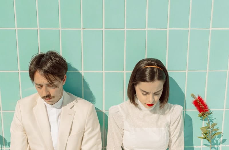 A MIDSUMMER COCKTAIL DREAM: AN INTIMATE WEDDING WHERE PLACES ARE REINVENTED - Cocktails Dream