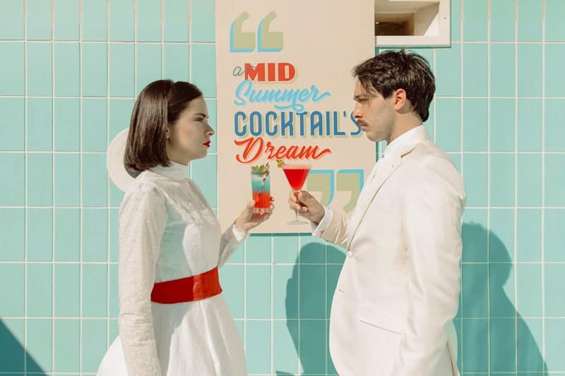 A MIDSUMMER COCKTAIL DREAM: AN INTIMATE WEDDING WHERE PLACES ARE REINVENTED - Cocktails Dream