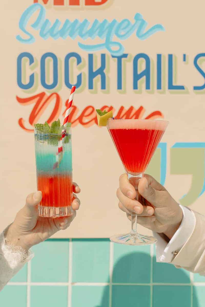 A MIDSUMMER COCKTAIL DREAM: AN INTIMATE WEDDING WHERE PLACES ARE REINVENTED - Cocktails Dream