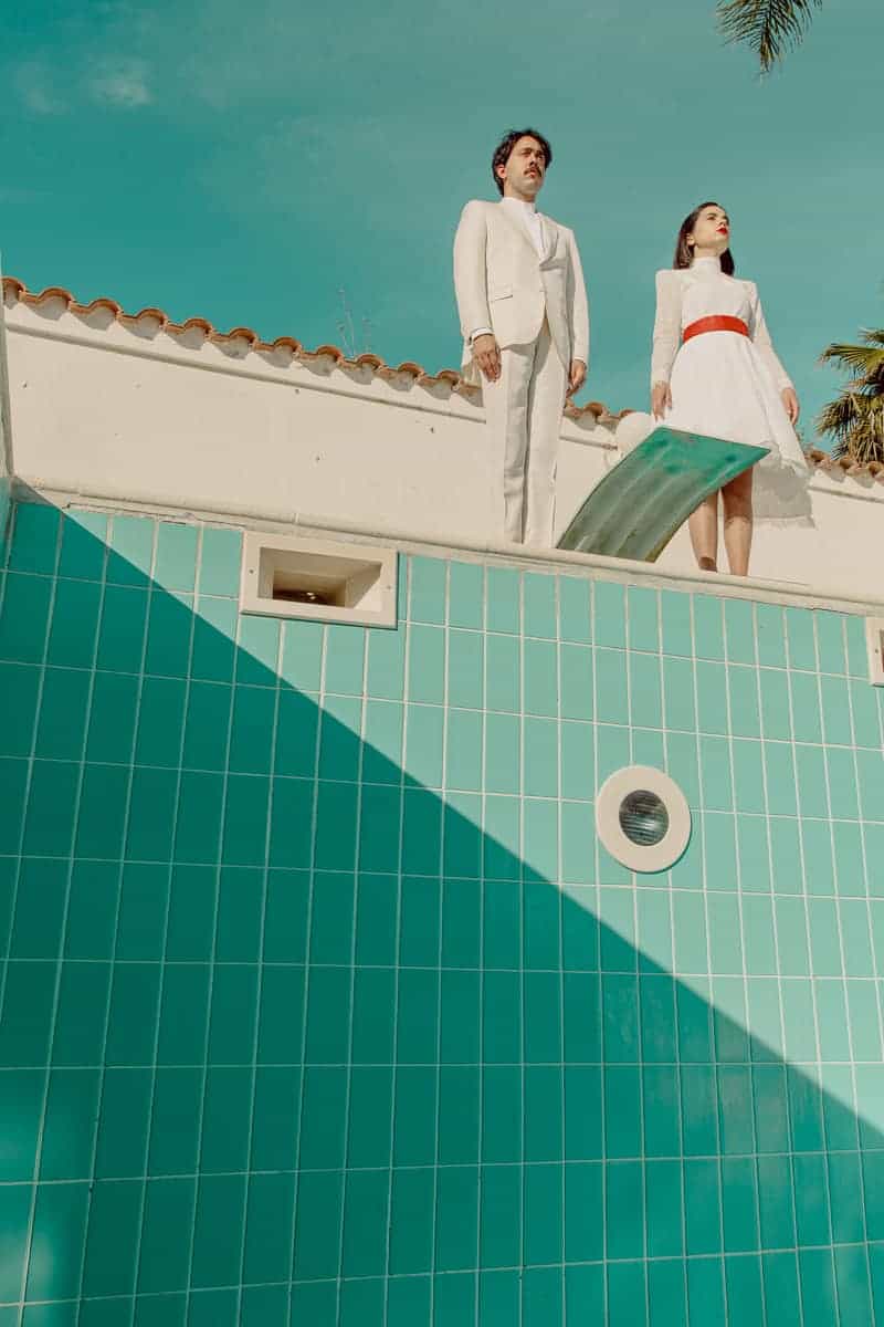 A MIDSUMMER COCKTAIL DREAM: AN INTIMATE WEDDING WHERE PLACES ARE REINVENTED - Cocktails Dream