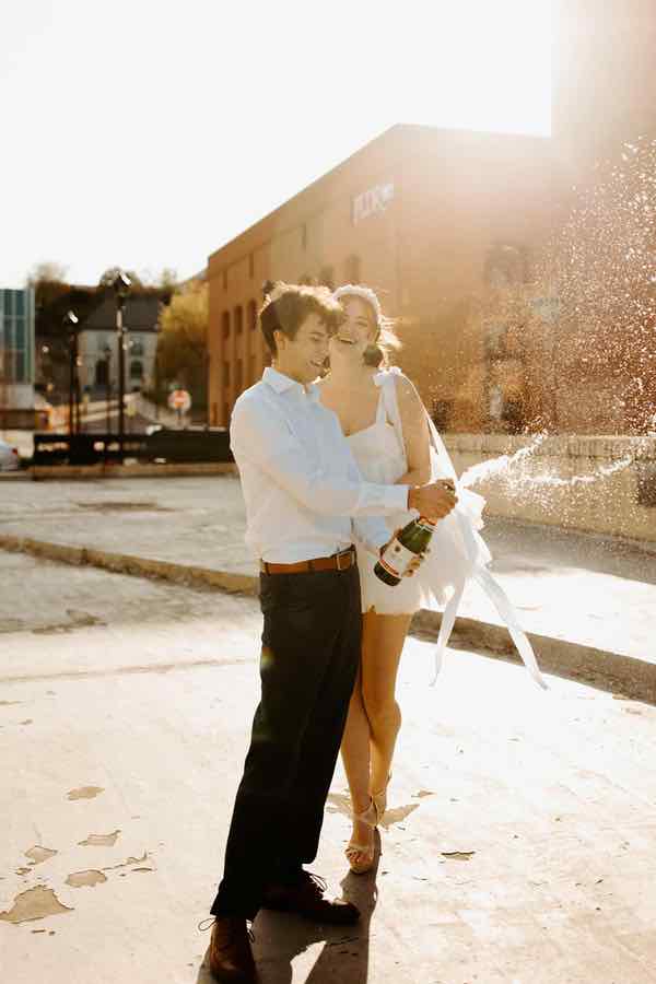 Downtown Lynchburg City Elopement Wedding Styled Shoot
