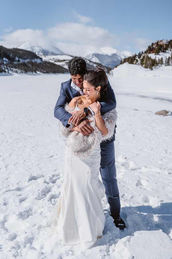 winter Elopement photo shoot