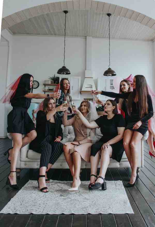 Guide On Organising A Hen Party