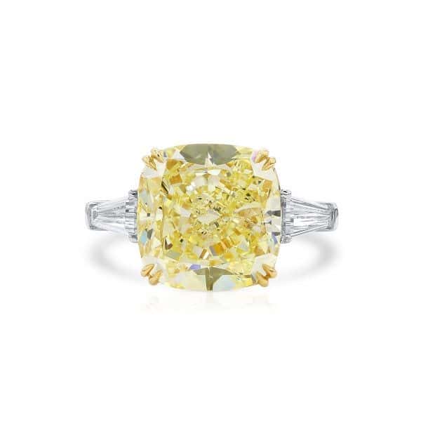 Let Your Personality Shine Through With Colored Diamond Engagement Rings