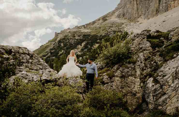 Honeymoon Photo Shoot in the Dolomites
