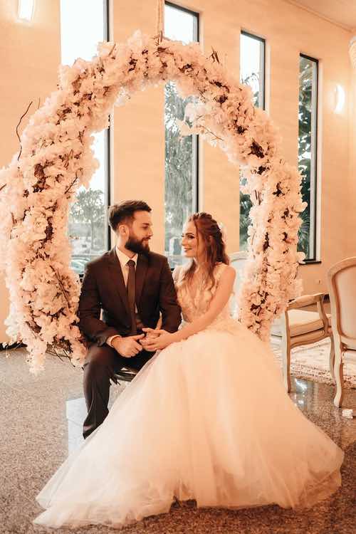 Ways to Style Your Wedding Arch