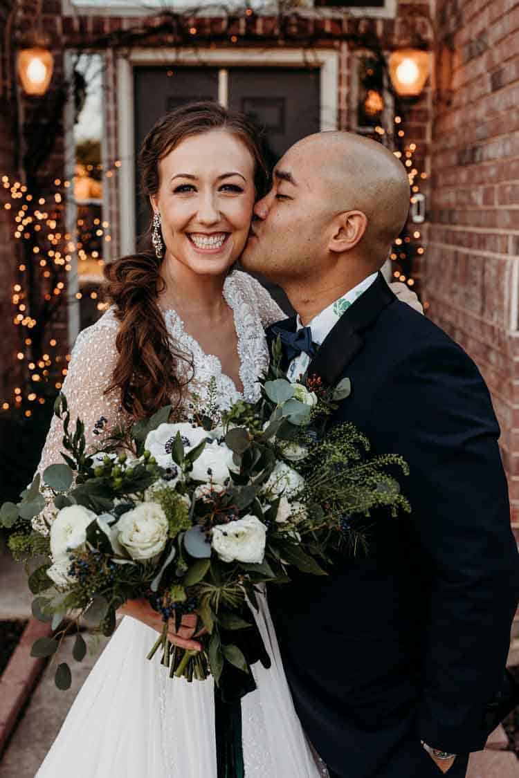 inspiring Intimate Wedding At Home In Texas photos