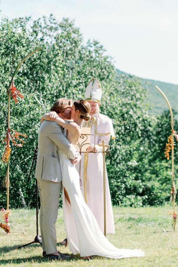 Medieval Themed Wedding photoshoot at the Wilburton Inn in Vermont