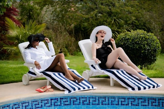 how not to ruin your wedding pair of pantyhose that runs