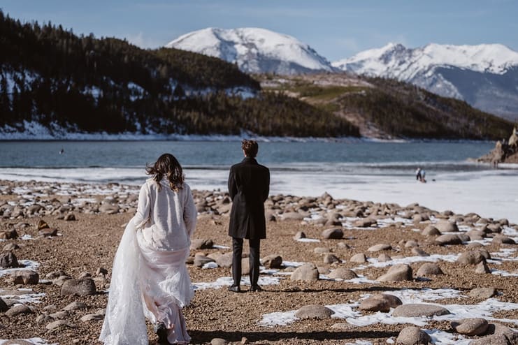 snowy wedding shoot in Colorado mountains