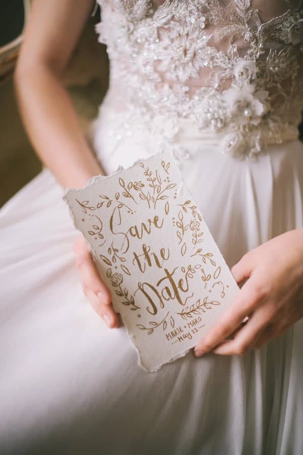 Guide to Creating a Memorable Save-the-Date Announcement Online