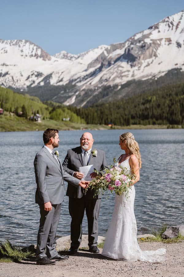 intimate elopement in Telluride Colorado