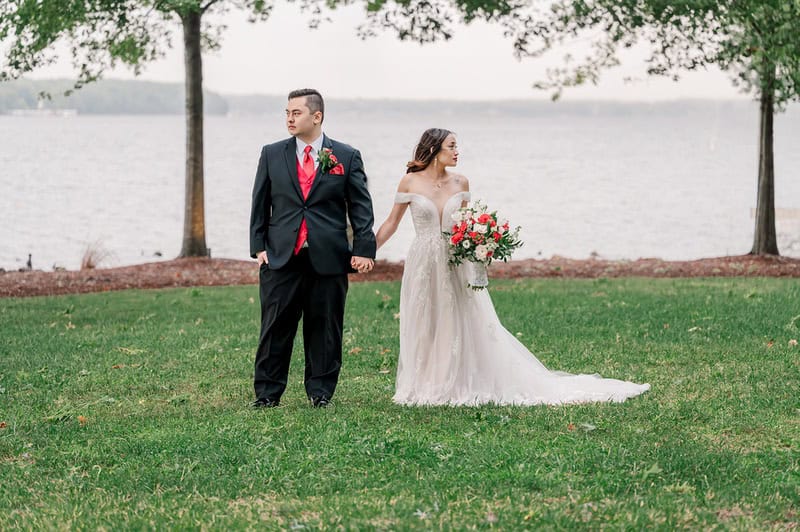 wedding on Lake Gaston in NC