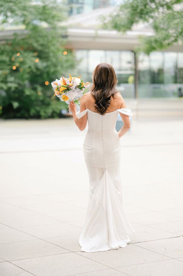 elegant wedding at Seaport Hotel