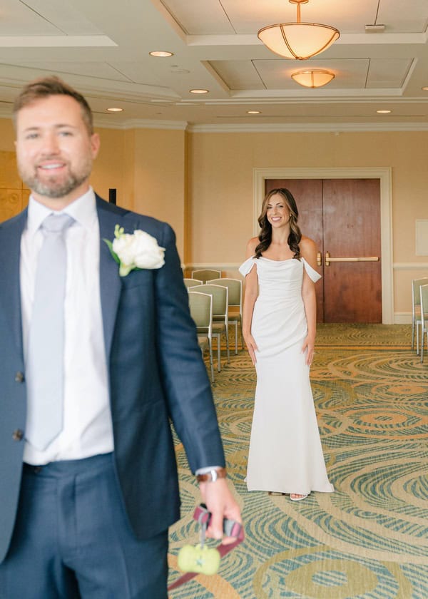 elegant wedding in Seaport Hotel