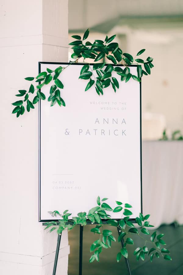 spring wedding in IL