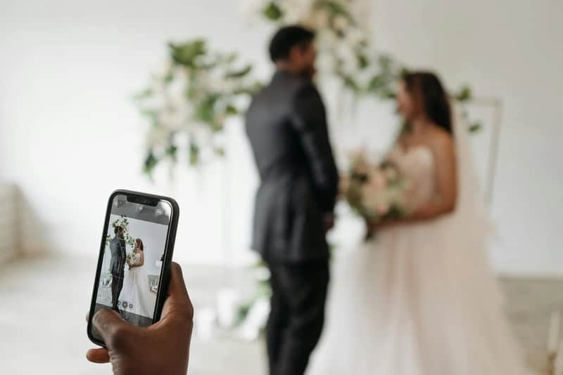 How To Do a Wedding Live Stream