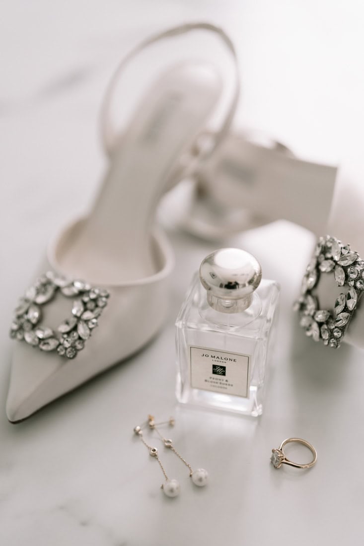 wedding photo shoot at Trinity College Chapel in Dublin