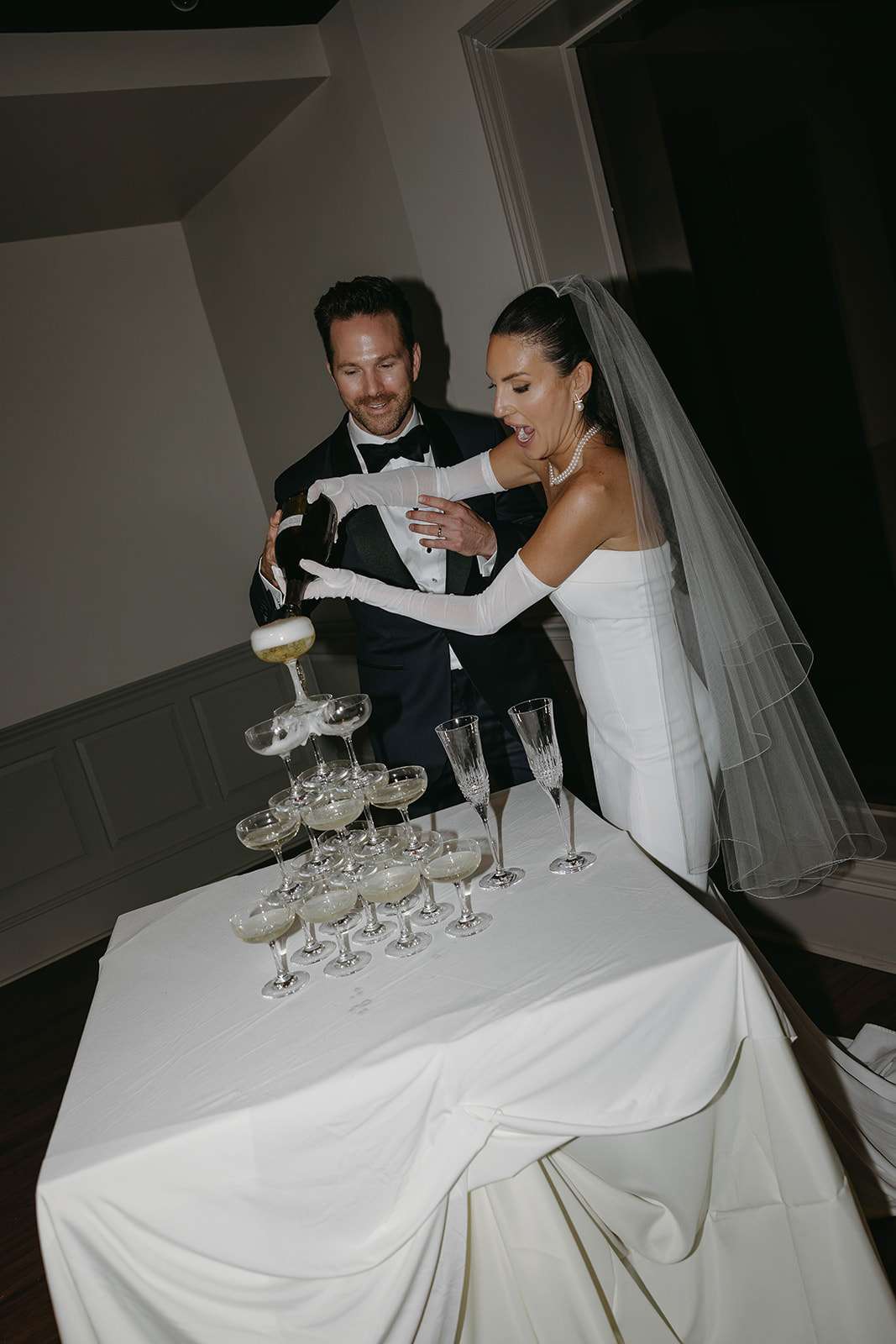  romantic fall wedding at Oakbourne in Los Angeles.