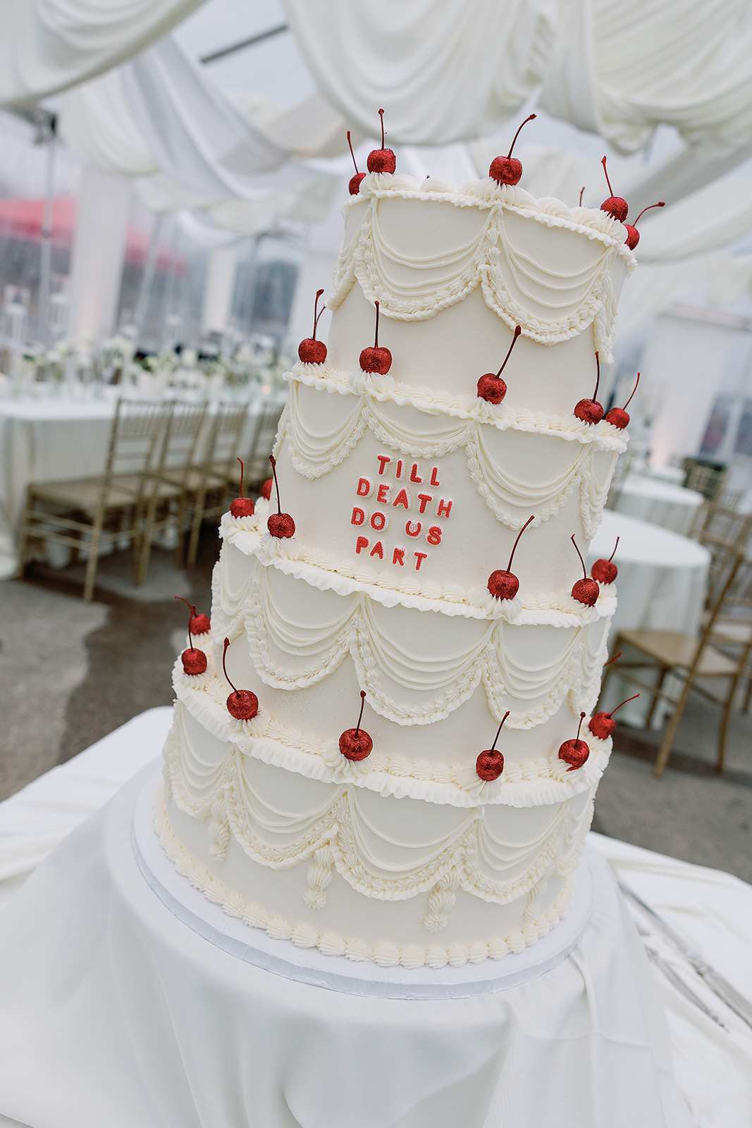 fall wedding at Oakbourne Country Club in Los Angeles.