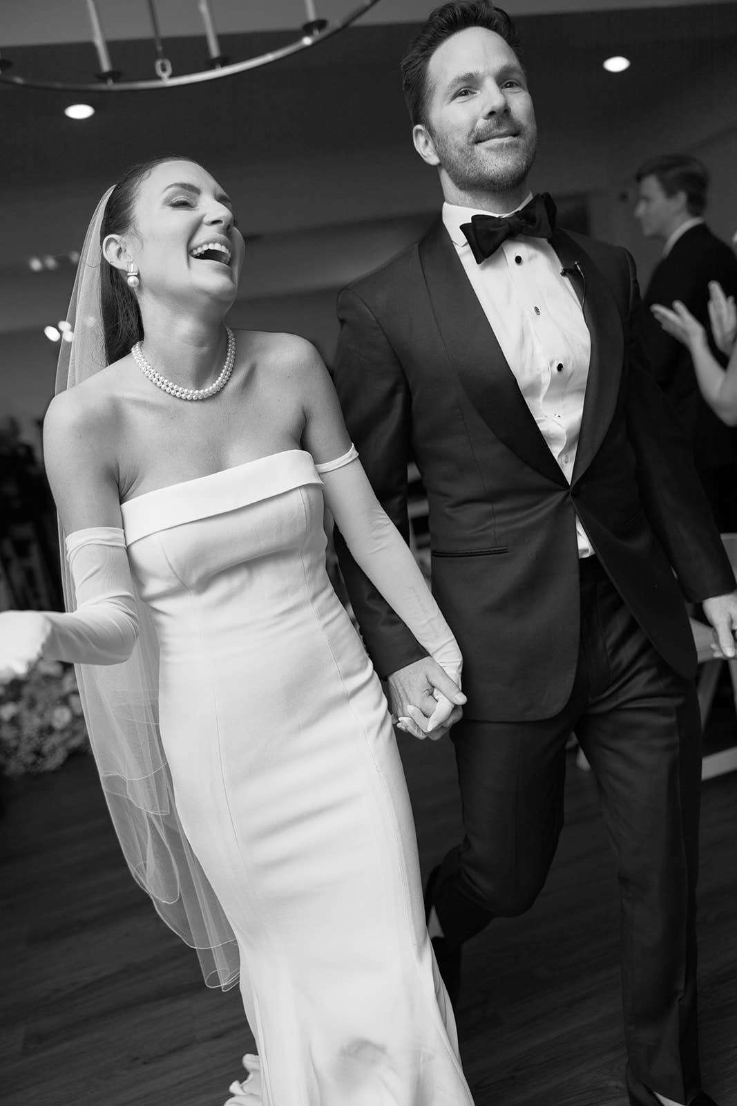 edgy romantic fall wedding at Oakbourne Country Club.